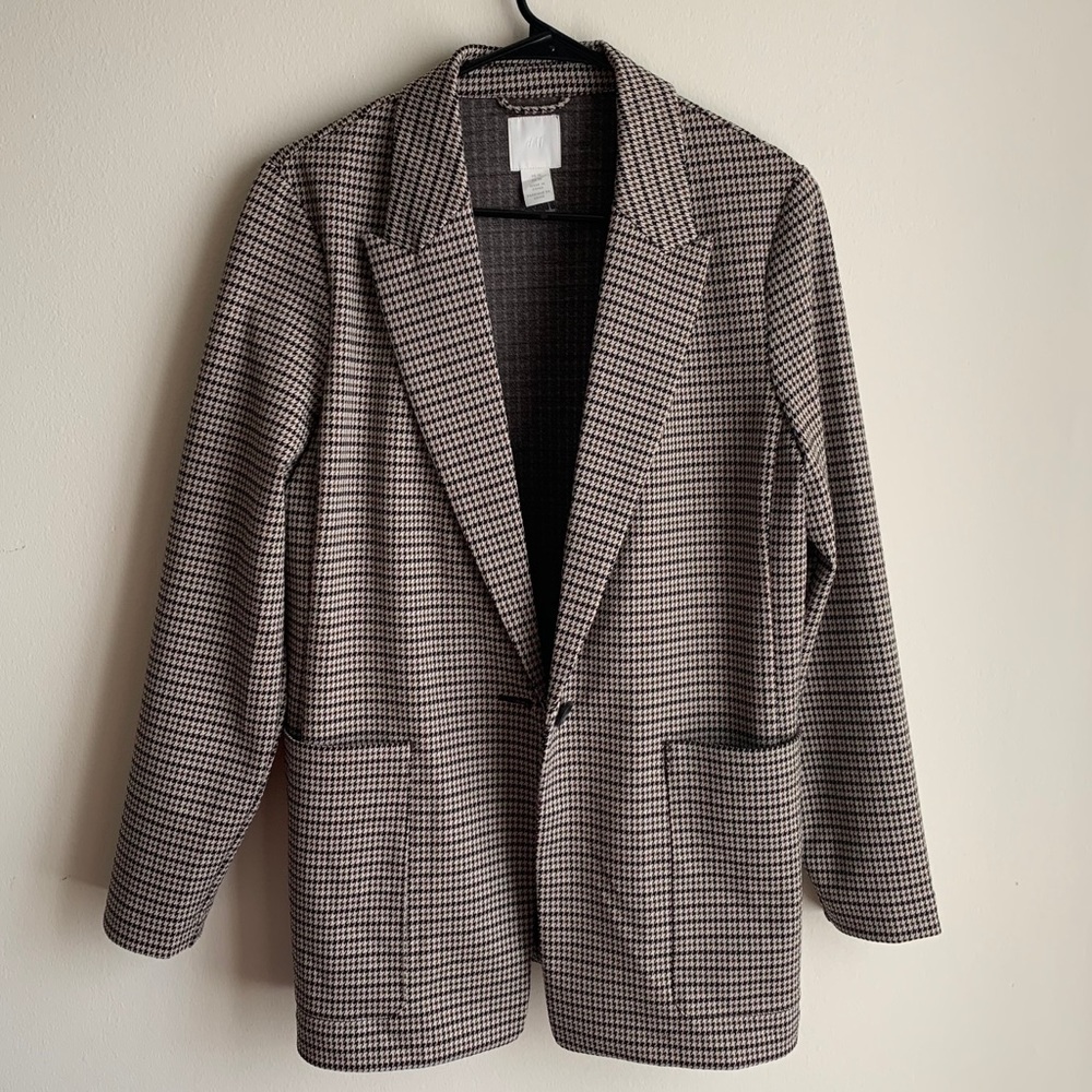 H&M houndstooth fitted blazer
